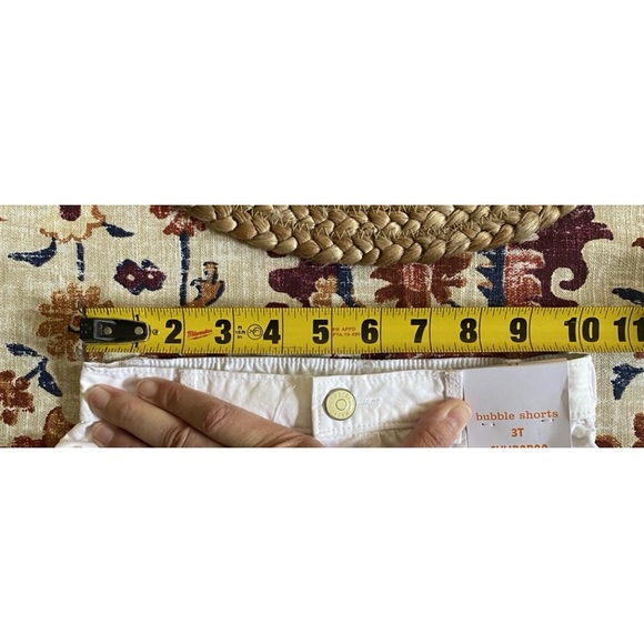 White Bubble Shorts - Picture 6 of 6